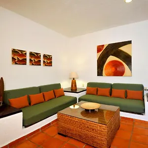 https://las-palmas-condominios.allrivieramayahotels.com