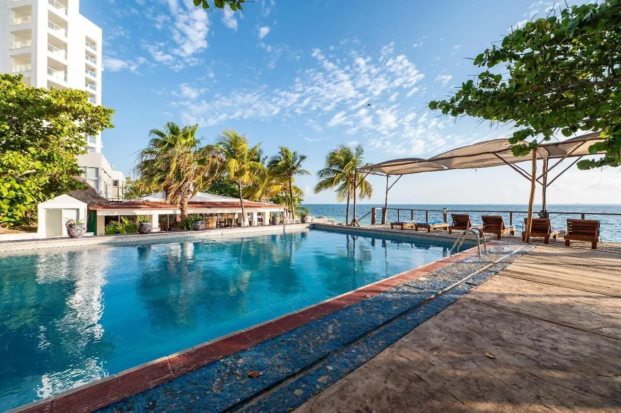 ***  Hotel Maya Caribe Faranda Cancún Mexique