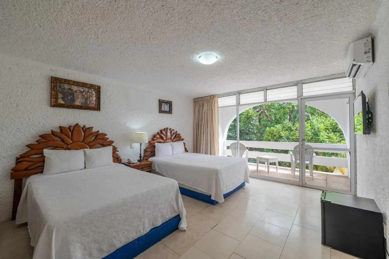Hotel Maya Caribe Faranda Cancún 3*,